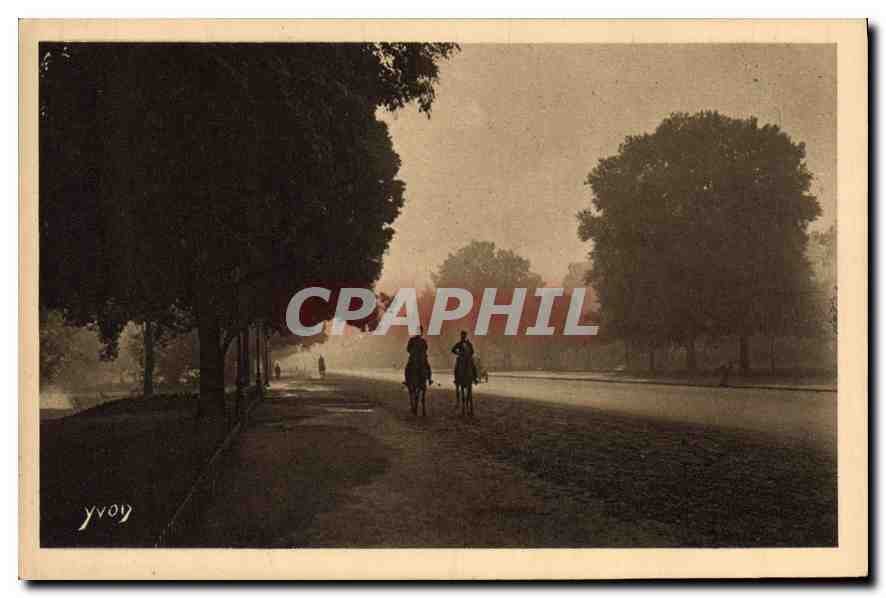 CPA Paris Allee des Cavaliers Avenue du Bois de Boulogne 