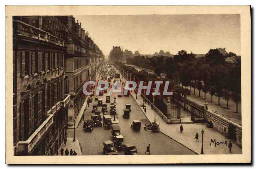 CPA Paris La rue de Rivoli 