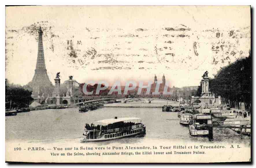CPA Paris vue sur la Seine vers le Pont Alexandre la Tour Eiffel et le Trocadero 