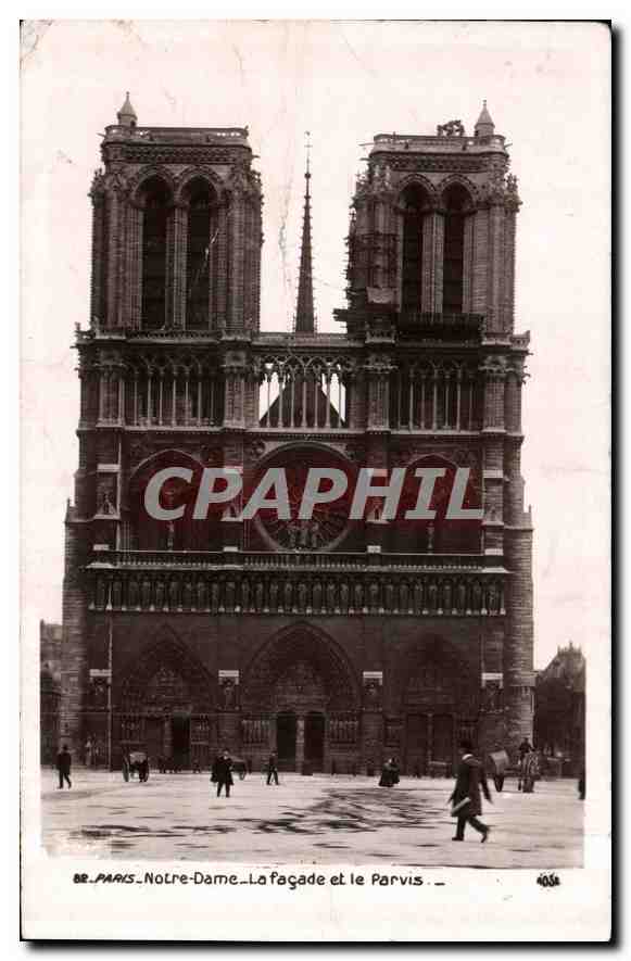 CPA Paris Notre Dame la Facade et le Parvis 