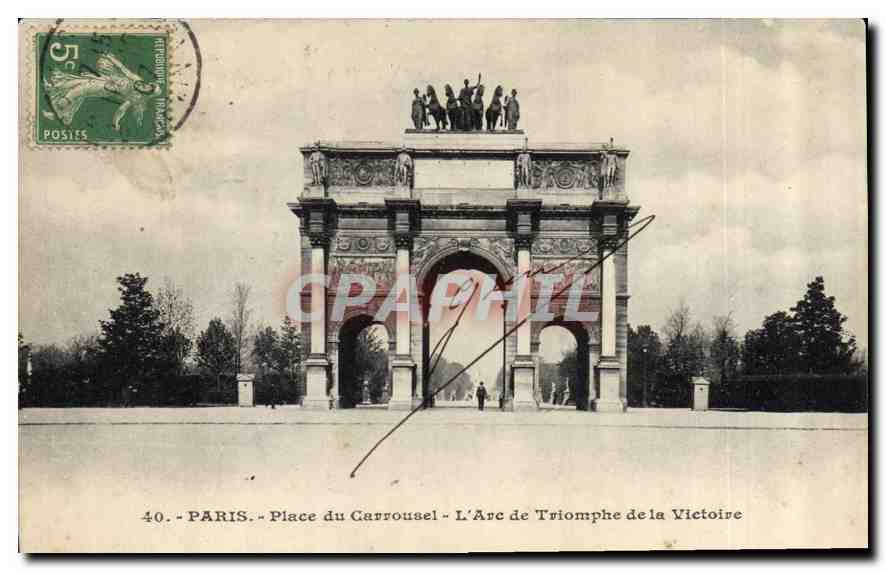 CPA Paris Place du Carrousel l'Arc de Triomphe de la Victoire 