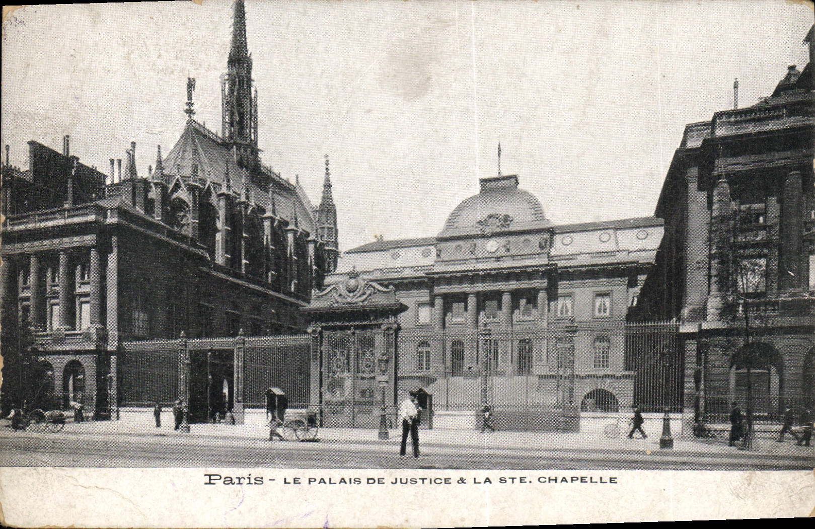 CPA Paris le Palais de Justice et la Ste Chapelle 