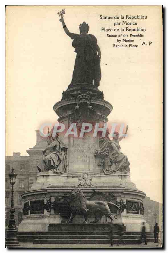 CPA Statue de la Republique par Morice Place de la Republique 
