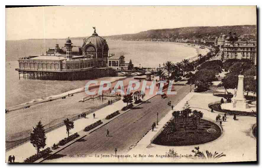 CPA Nice la Jetee Promenade la Baie des Anges et les jardin 