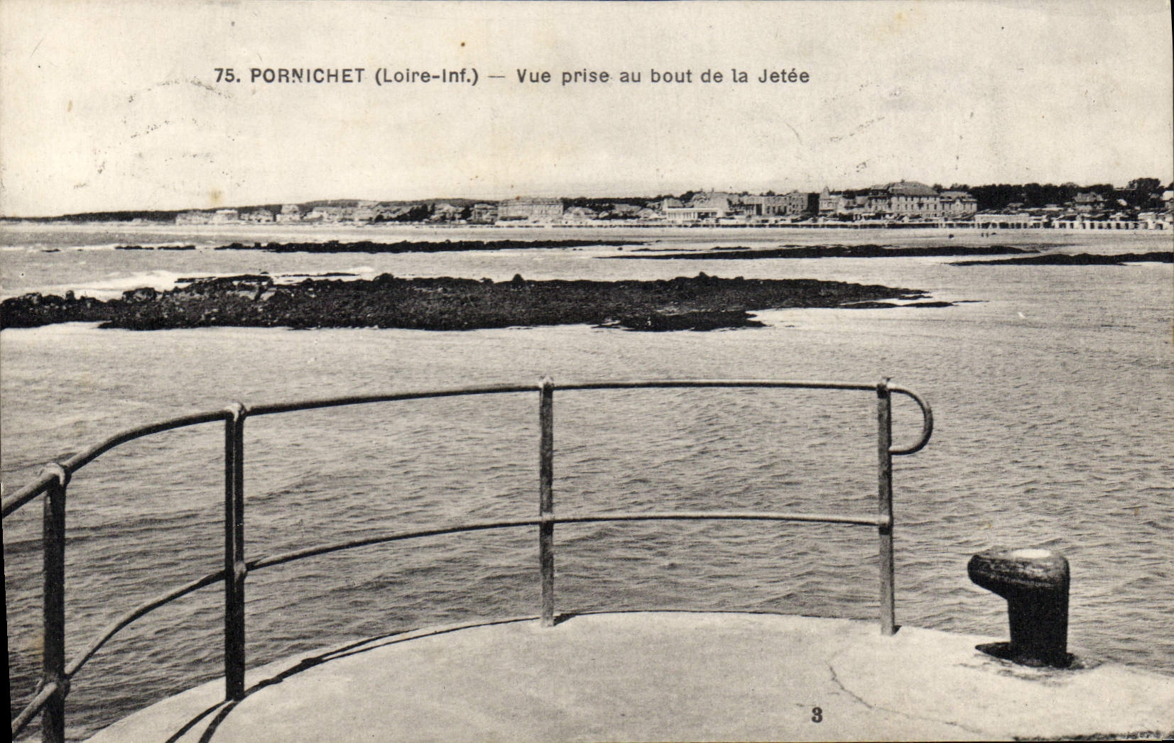 CPA Pornichet Loire Inf vue prise au Bout de la Jetee 