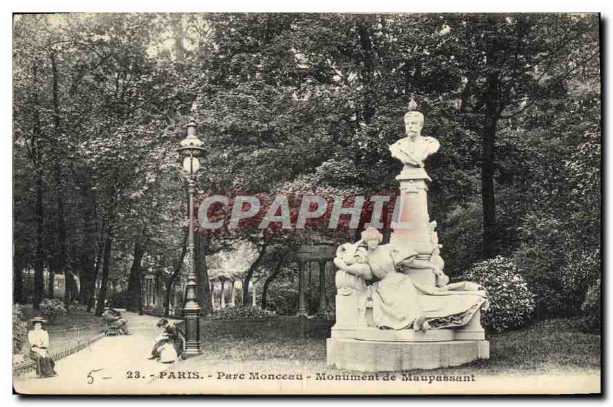 CPA Paris Parc Monceau Monument de Maupassant 