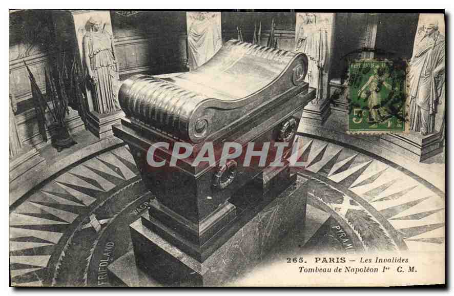CPA Paris les Invalides Tombeau de Napoleon Ier 