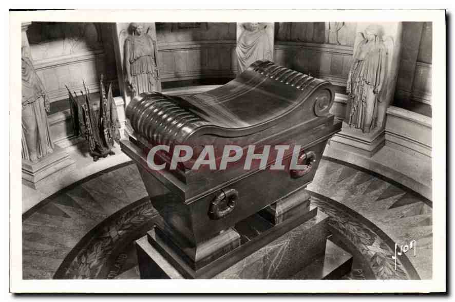 CPA Paris en Flanant Sarcophage de l'Empereur Napoleon Ier aux Invalides 
