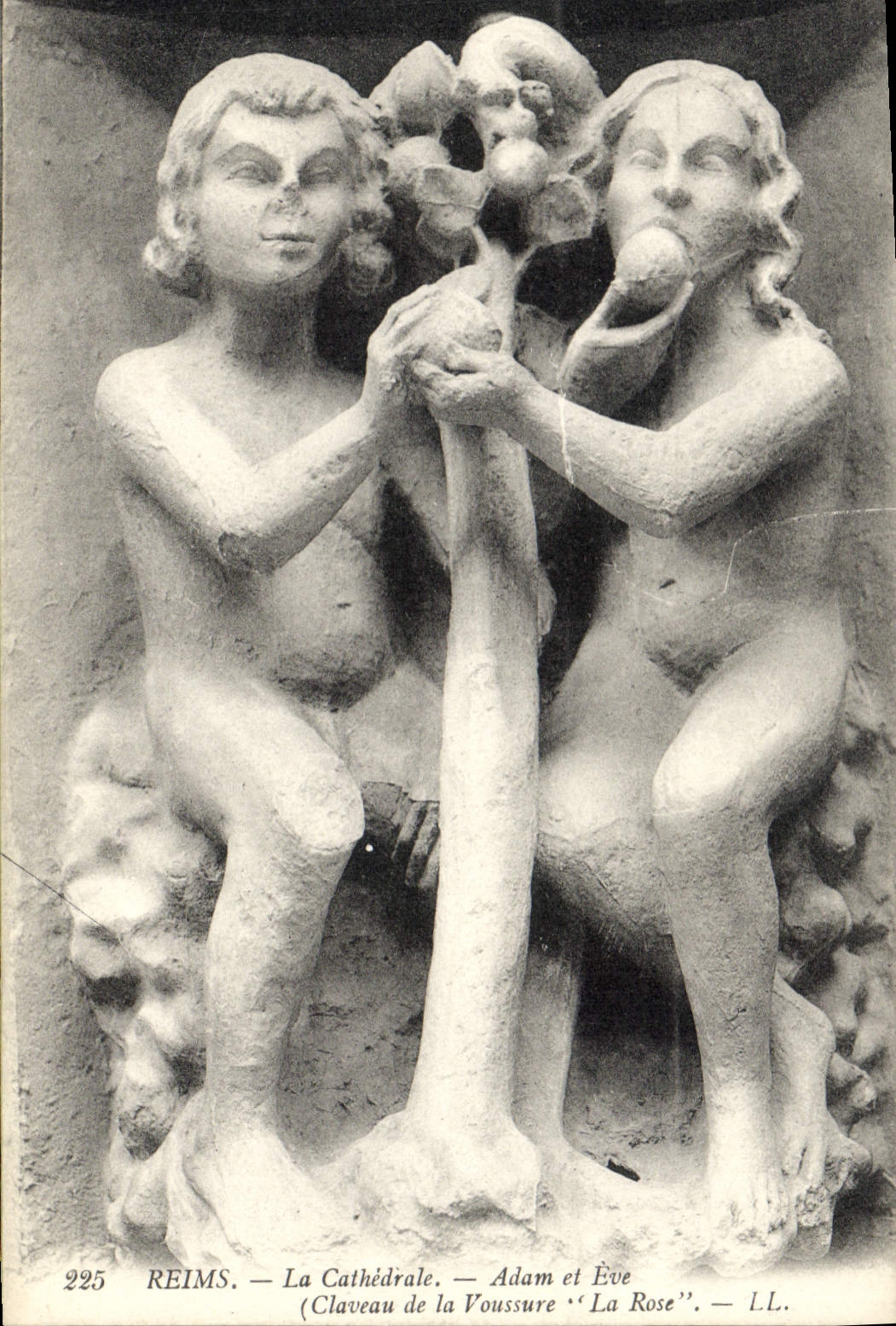 Reims — La Cathédrale — Adam et Ève (Claveau de la Voussure 'La Rose') — LL. n° 225