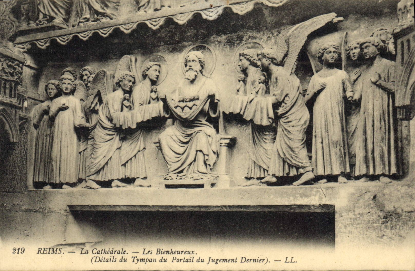 Reims — La Cathédrale — Les Bienheureux (Détails du Tympan du Portail du Jugement Dernier) — LL. n° 219