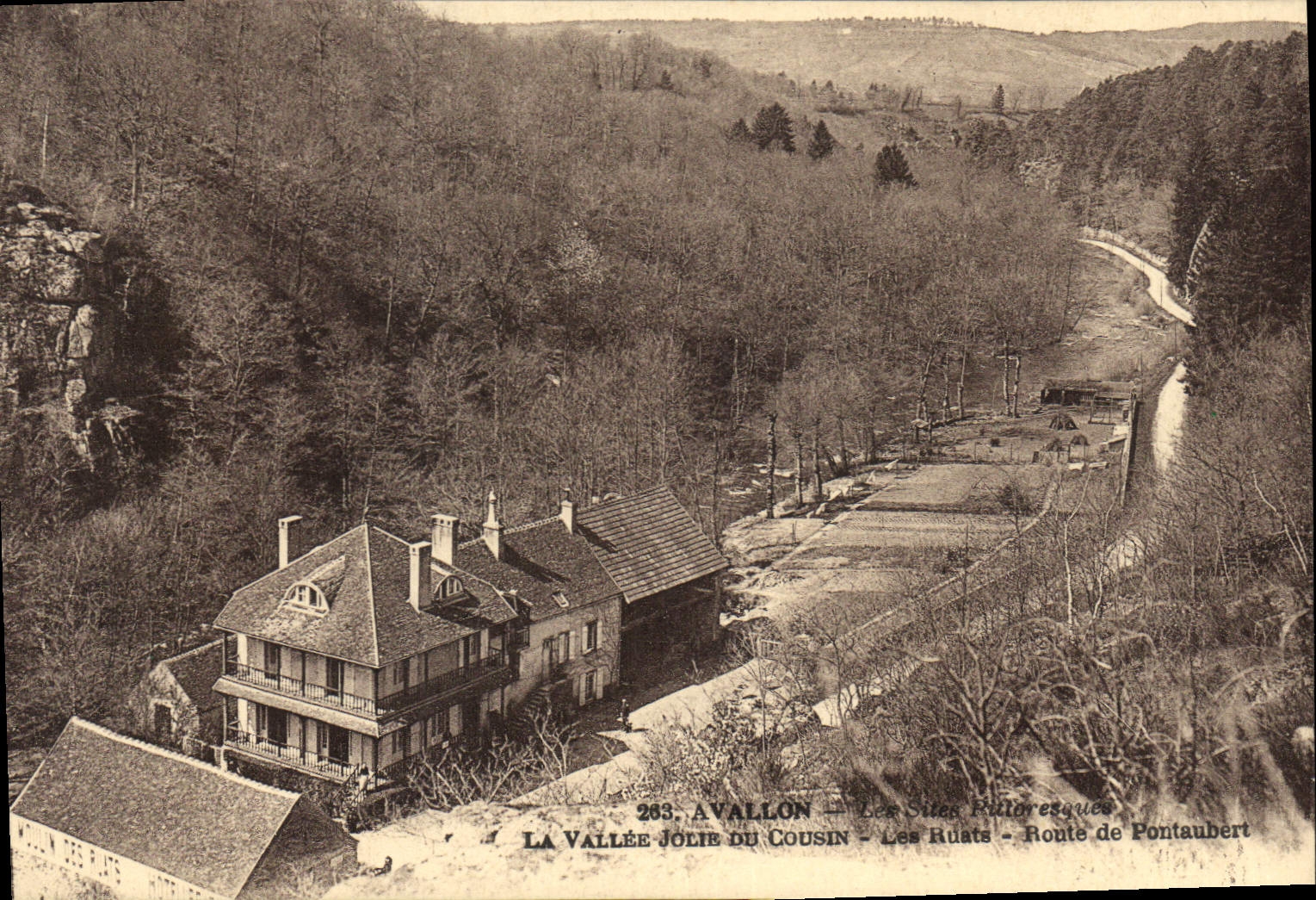 Avallon — Les Sites Pittoresques — La Vallée Jolie du Cousin — Les Ruats — Route de Pontaubert