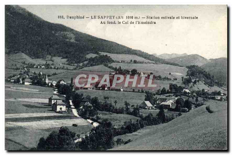 CPA Dauphine Le Sappey Station estivale et hivernale Au fond le Col de l'Emeindra 