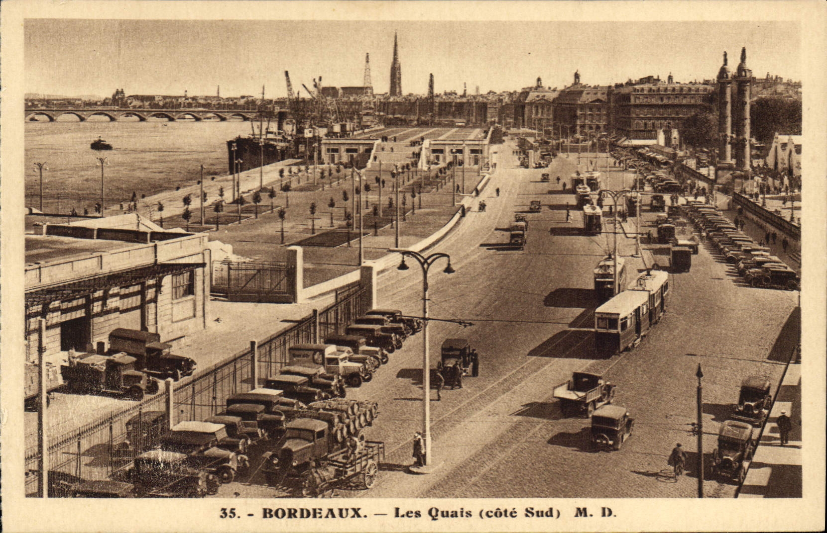 Bordeaux — Les Quais (côté Sud) — M. D.