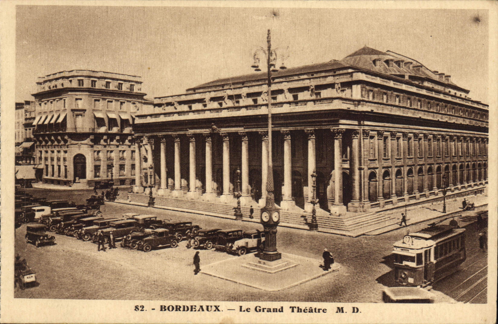 CPA Bordeaux Le Grand Theatre 
