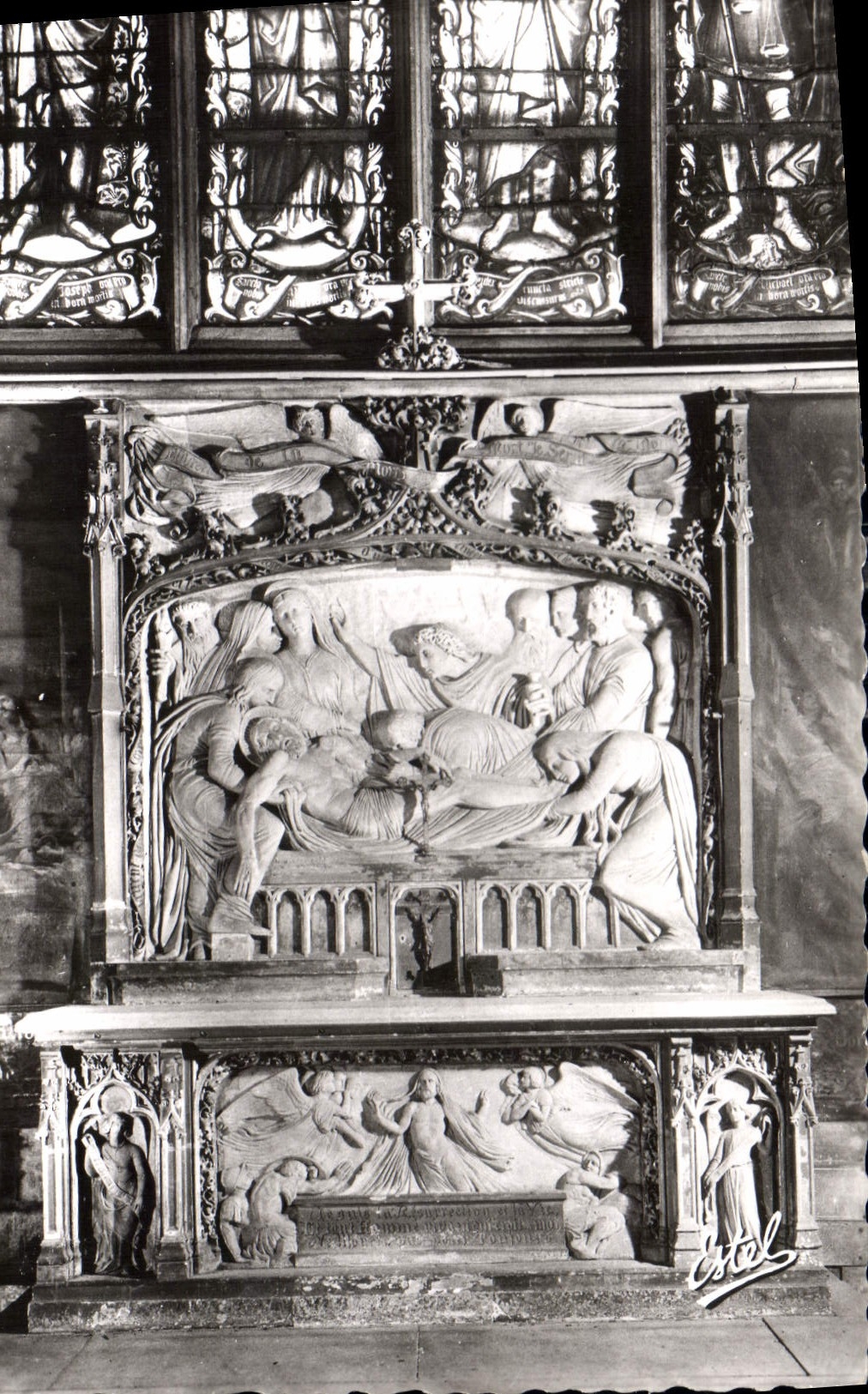 CPA Eglise St Germain l'Auxerrois Chapelle de la Bonne Mort 