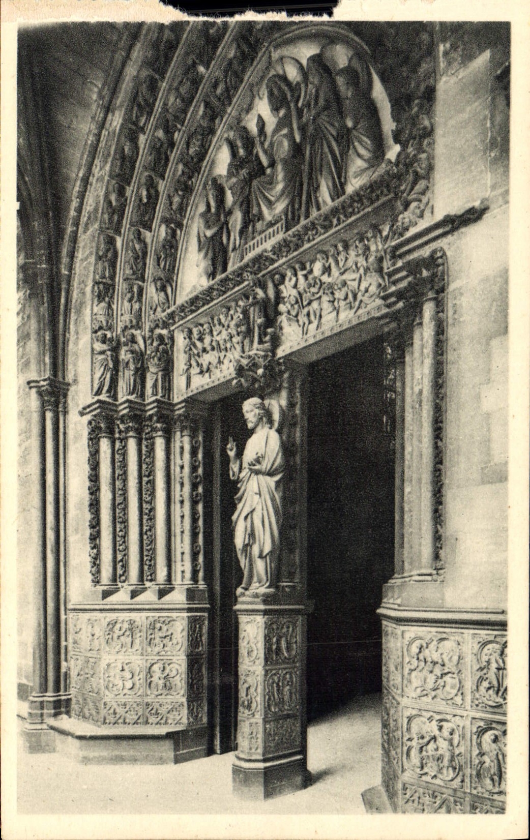 CPA Paris La Sainte Chapelle Portail de la Chapelle haute 