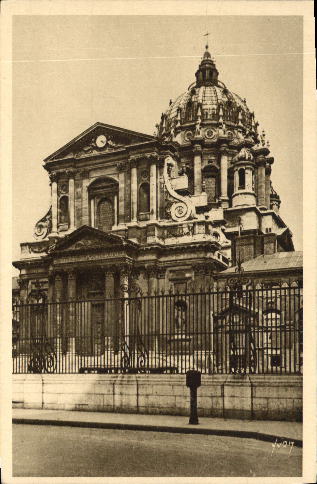 CPA Paris Eglise du Val de Grace 