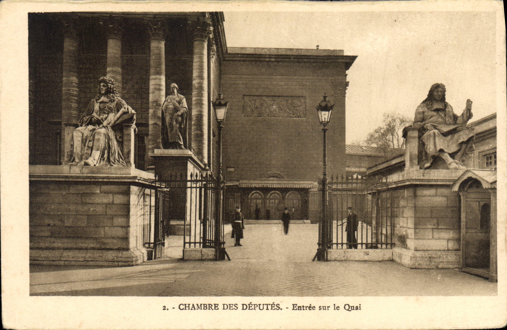 CPA Chambre des Deputes Entree sur le Quai 