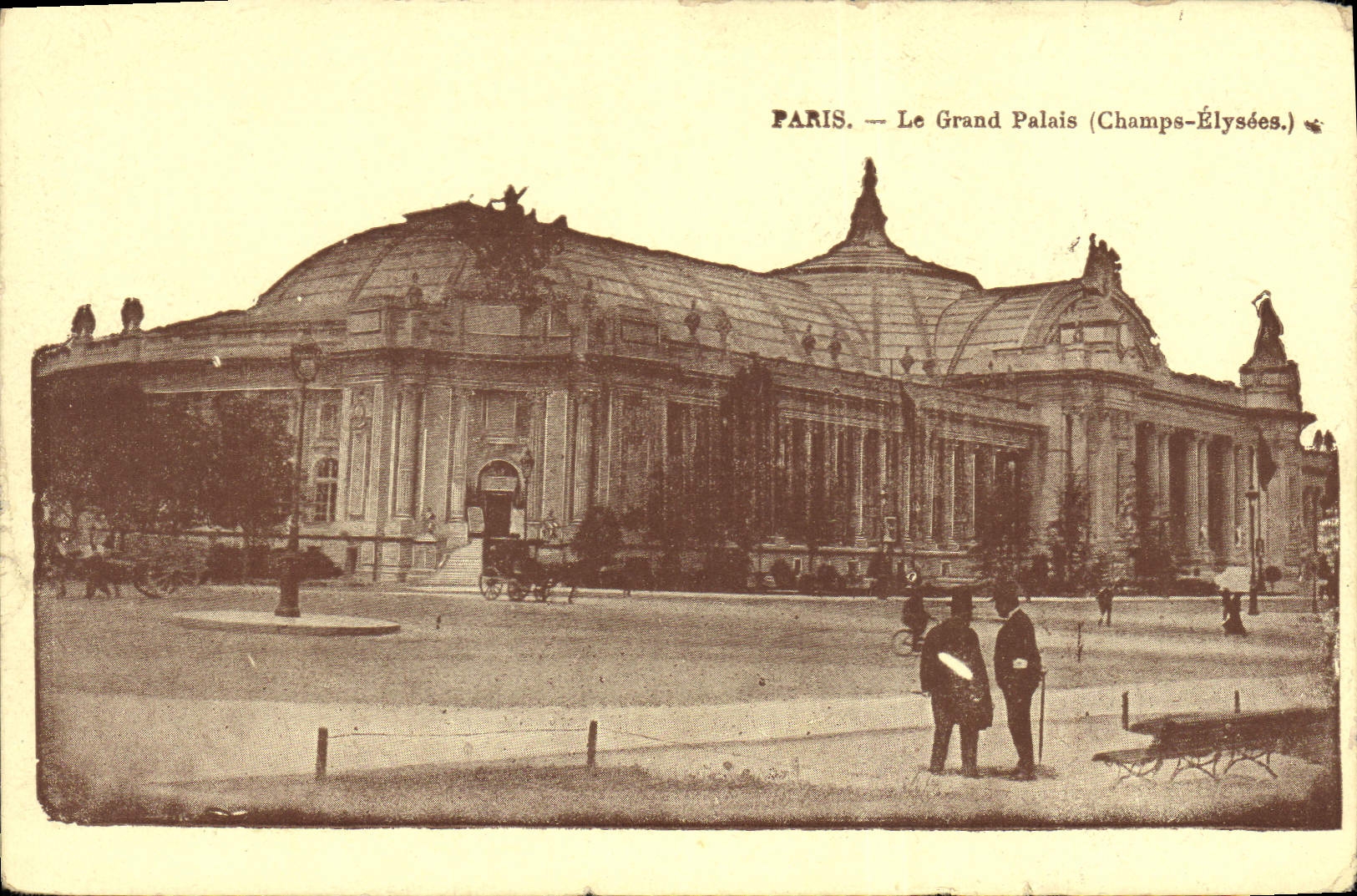 CPA Paris Le Grand Palais Champs Elysees 
