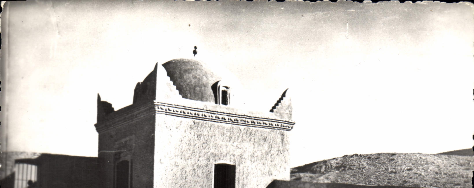 CPA Bou Saada Alger Mausolee du Peintre Dinet 