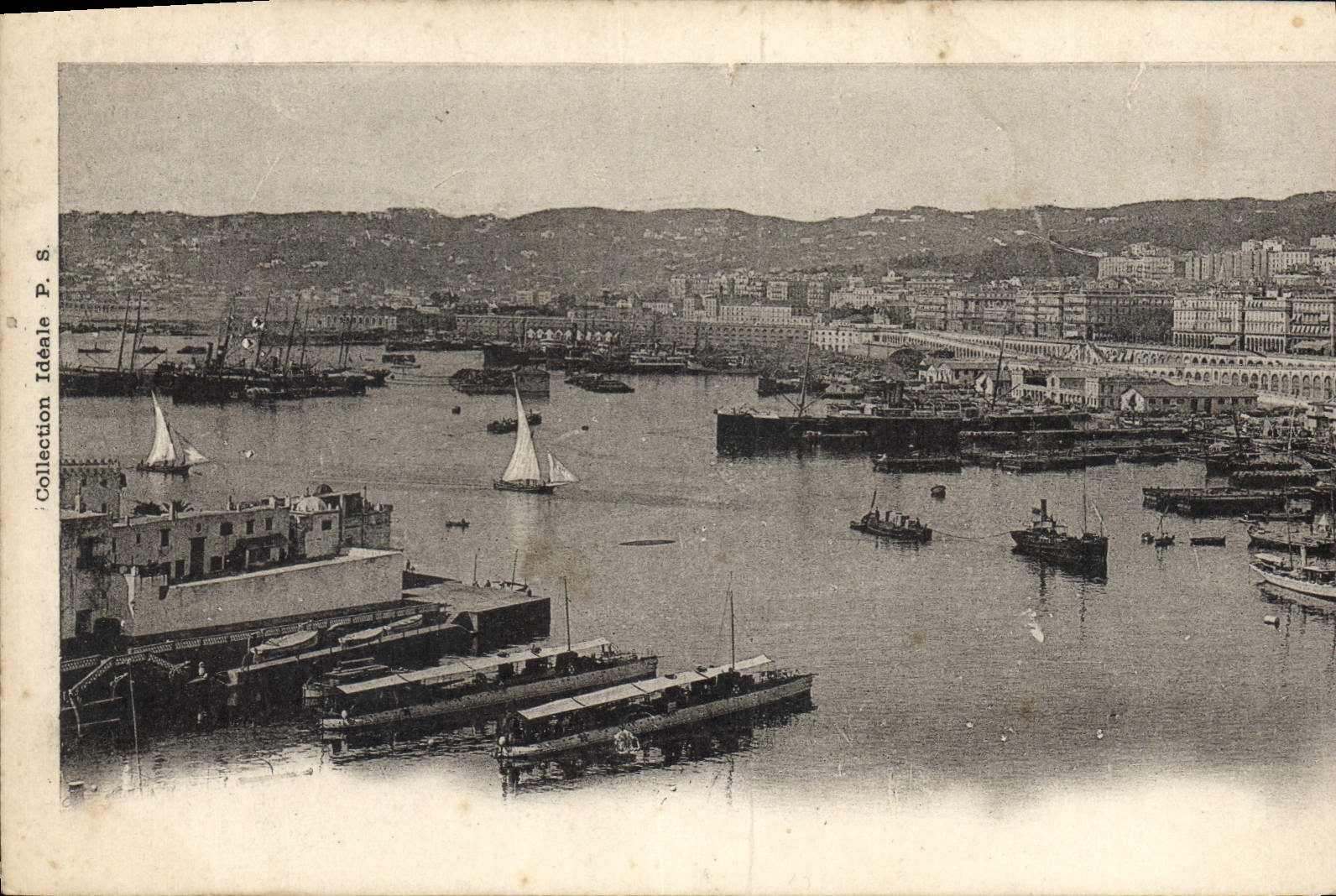 Port de Marseille — vue panoramique — Collection Idéale P. S.