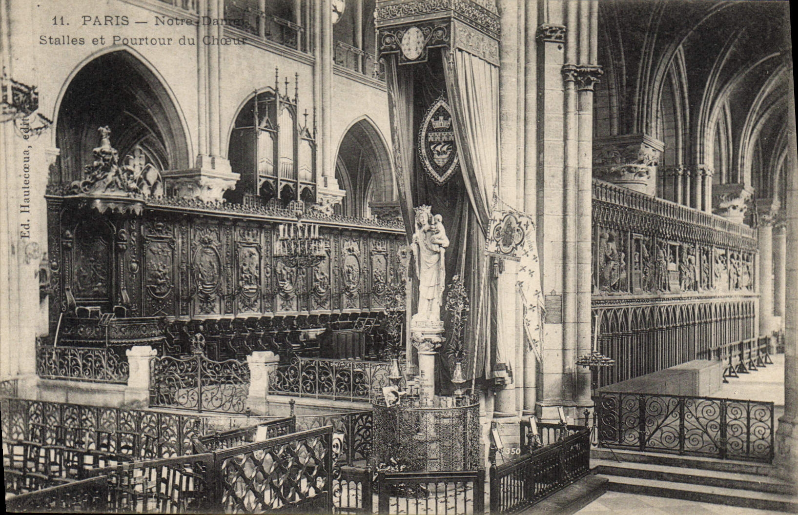 CPA Paris Notre Dame Stalles et Pourtour du Choeur 
