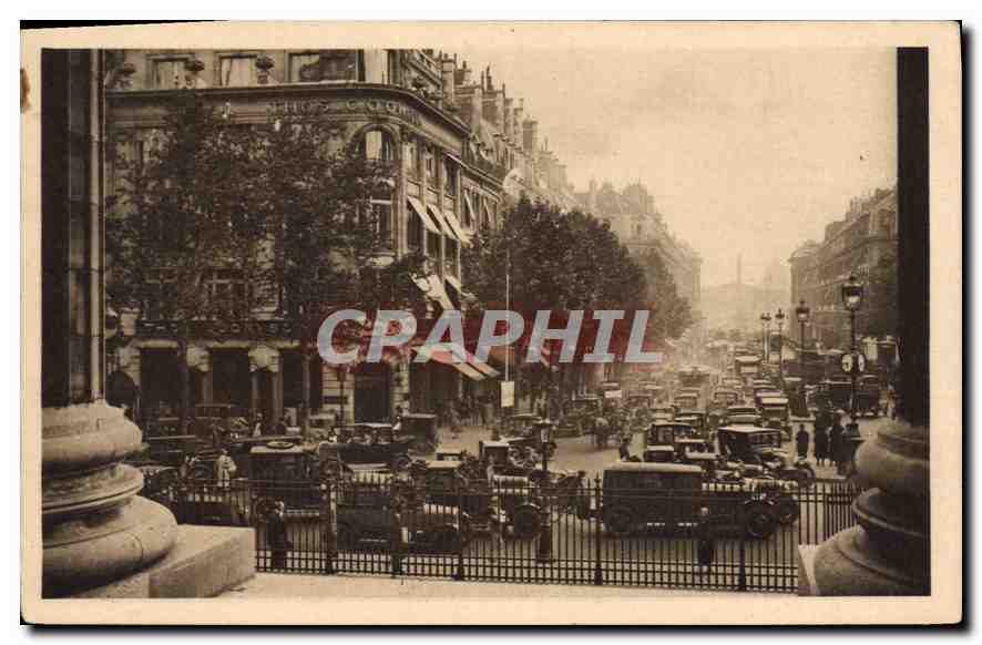CPA Paris La Rue Royale Prise du Peristyle de la Madeleine 