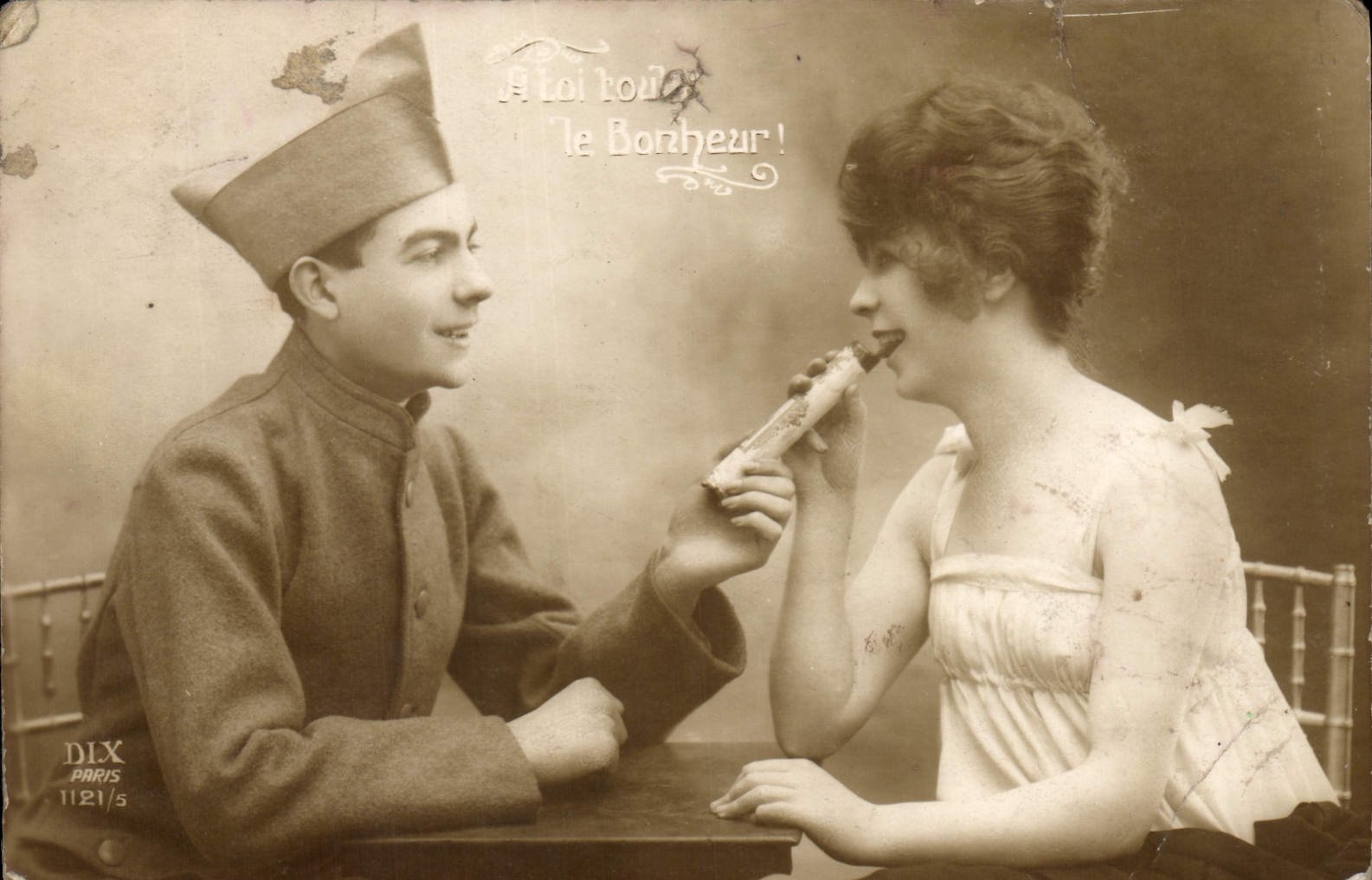 CPA Femme Militaria