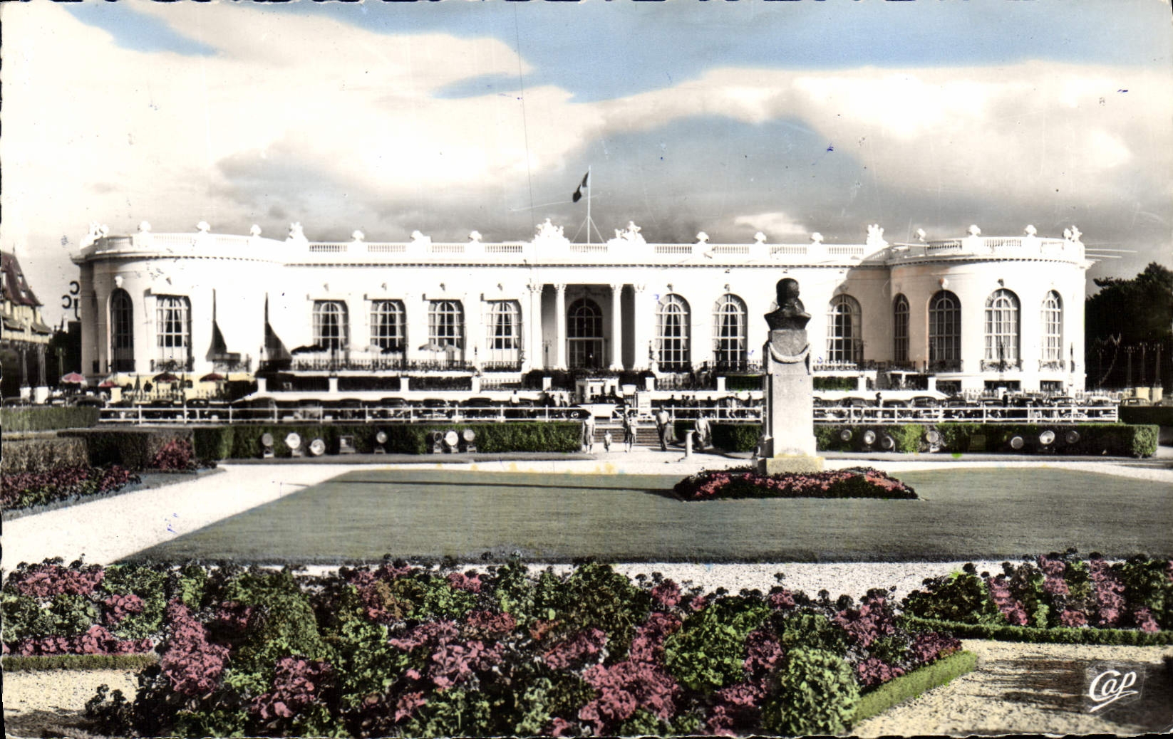 Deauville — Le Casino et les Jardins — C.A.P. (58)
