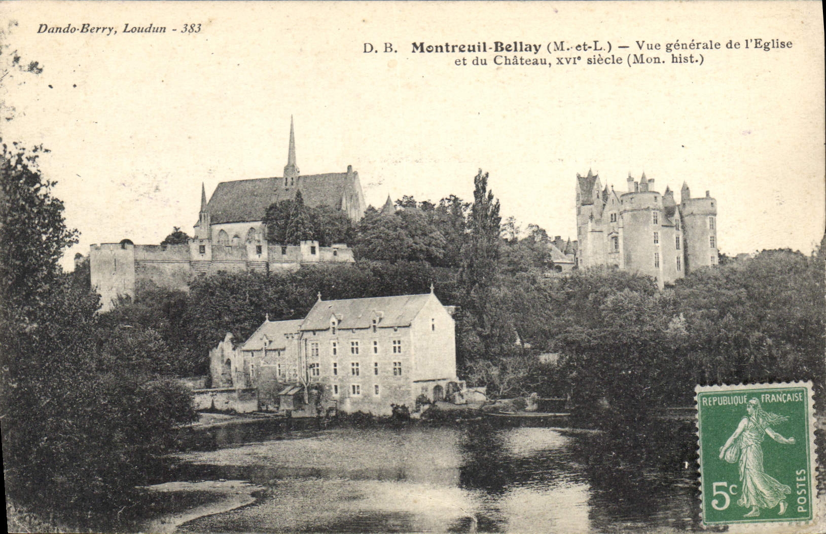 CPA Montreuil Bellay M et L vue generale de l'Eglise et du Chateau XVI siecle Mon Hist 