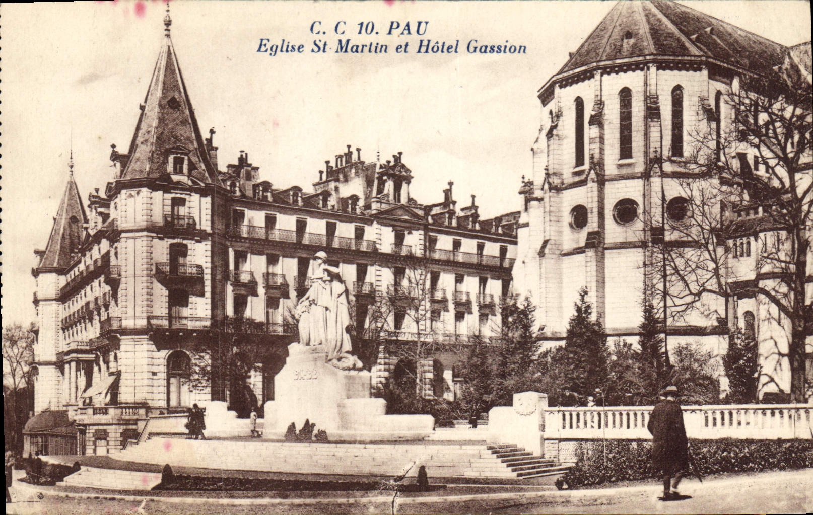 Pau — Église Saint-Martin et Hôtel Gassion — G.C. 10. PAU