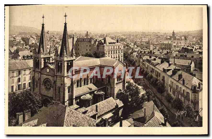 CPA Vichy Allier vue generale et Eglise Saint Louis 