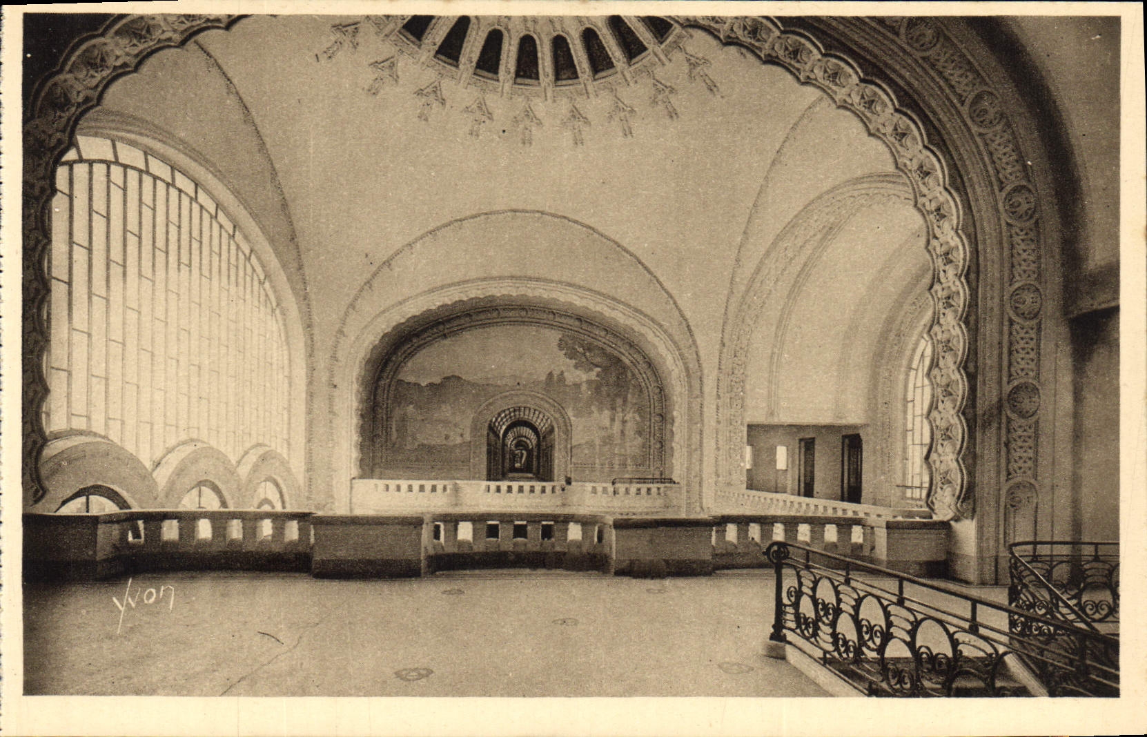 Vichy (Allier) — Le Hall du Grand Établissement - Galerie Centrale — Éditions d'Art Yvon