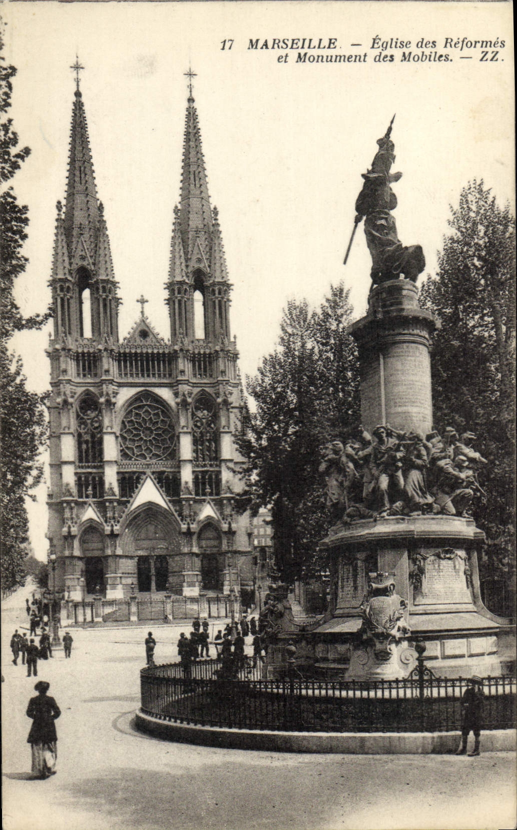 CPA Marseille Eglise des Reformes et Monument des Mobiles 