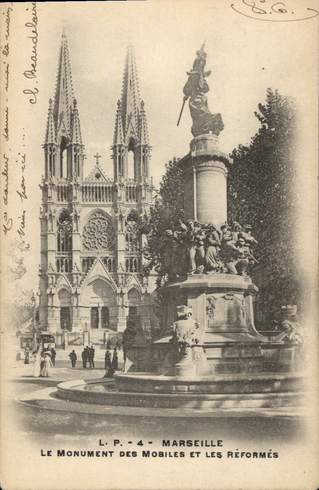 CPA Marseille Le Monument des Mobiles et les Reformes 