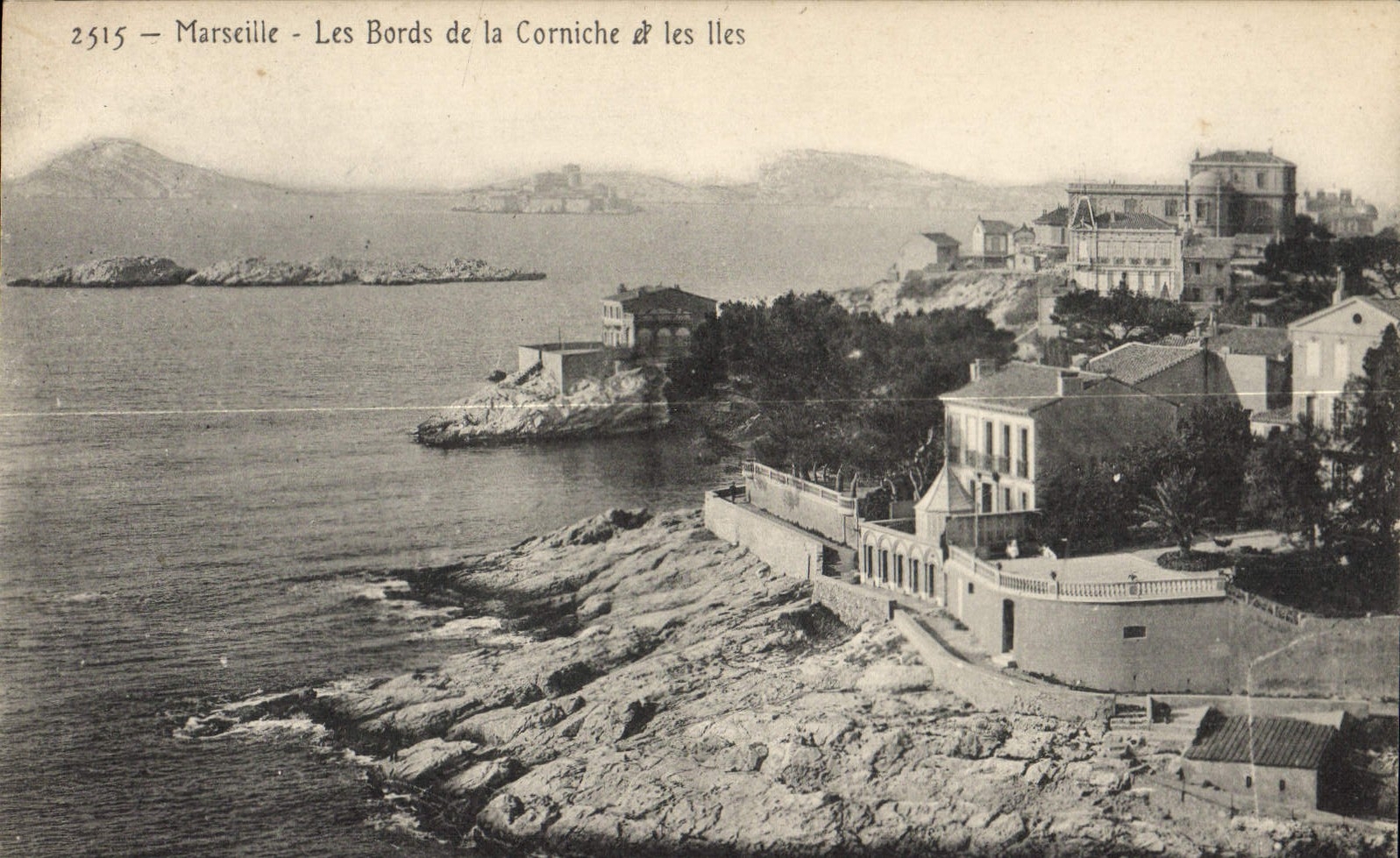CPA Marseille Les Bords de la Corniche et les Iles 