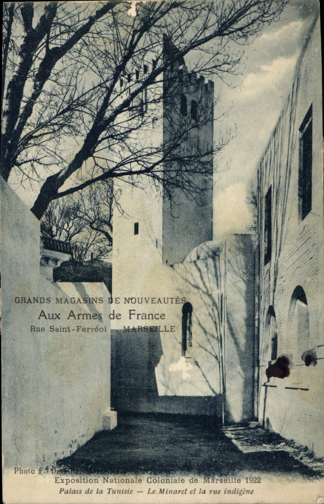 CPA Grands Magazins de Nouveautes Aux Armes de France Rue Saint Ferreol Marseille 