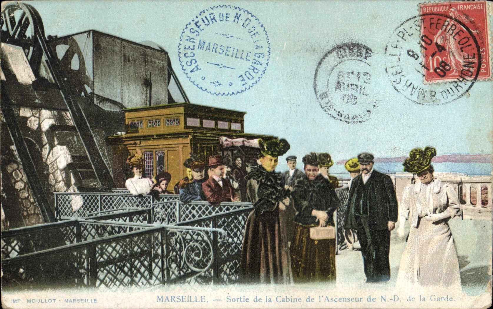 Marseille — Sortie de la Cabine de l'Ascenseur de N.-D. de la Garde — Impr. Moul lot, Marseille