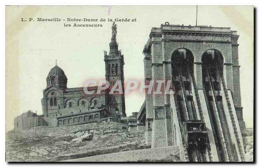 CPA Marseille Notre Dame de la Garde et les Ascenseurs 