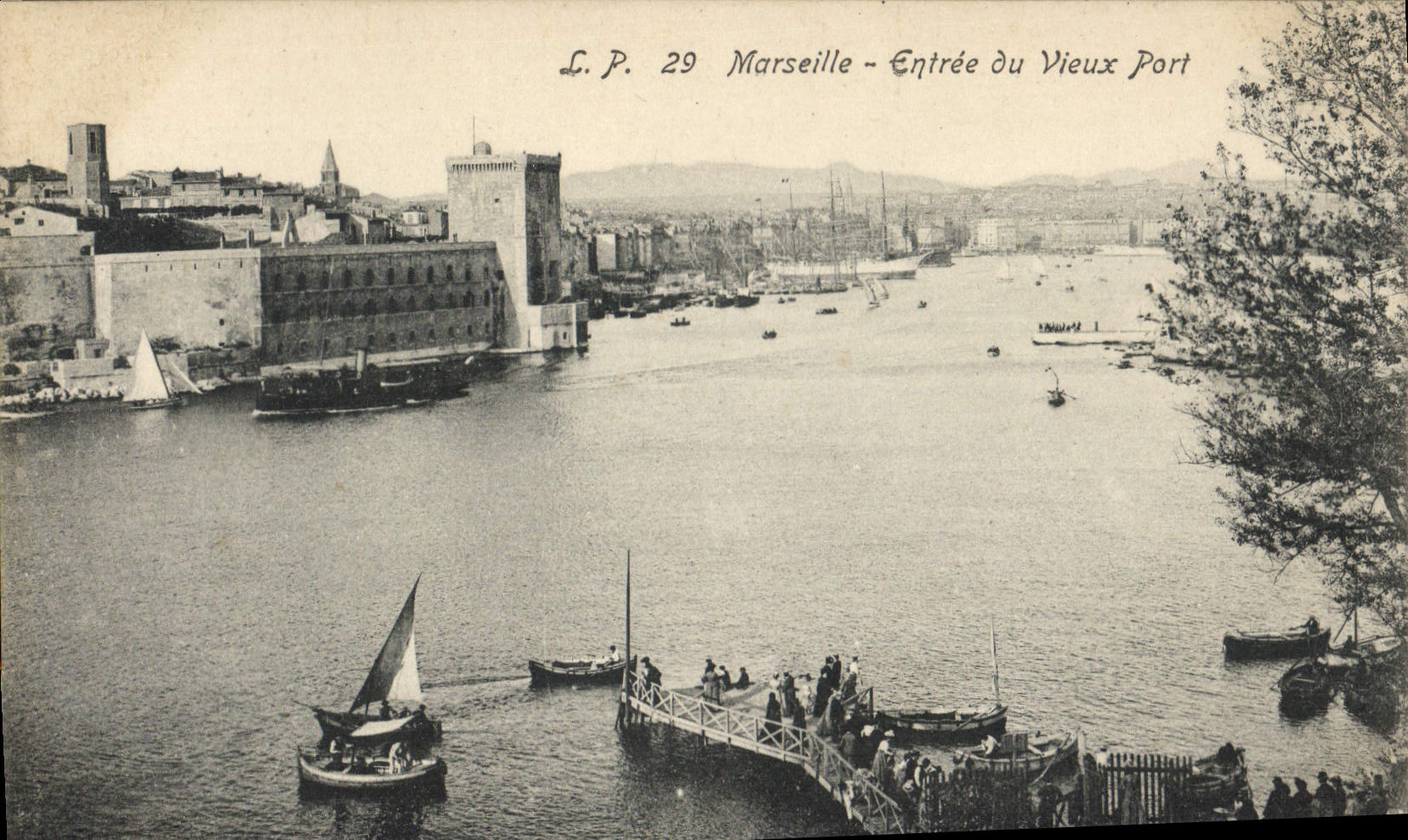 CPA Marseille Entree du Vieux Port 