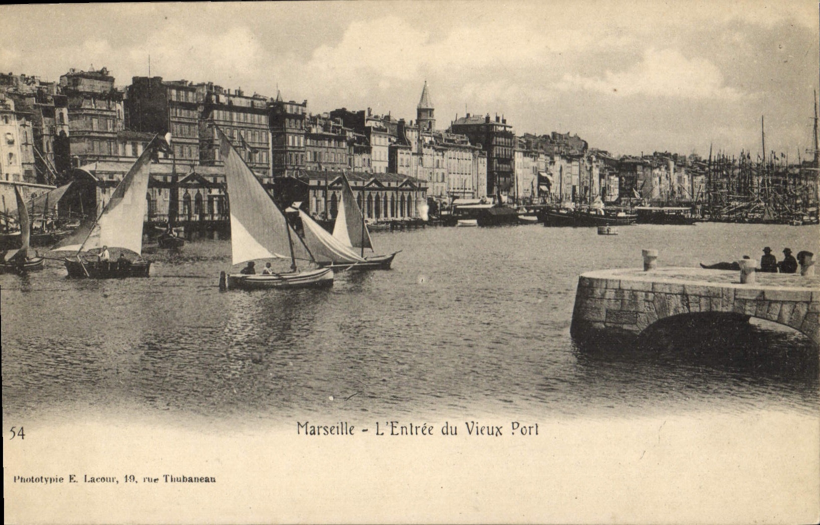 CPA Marseille l'Entree du Vieux Port 