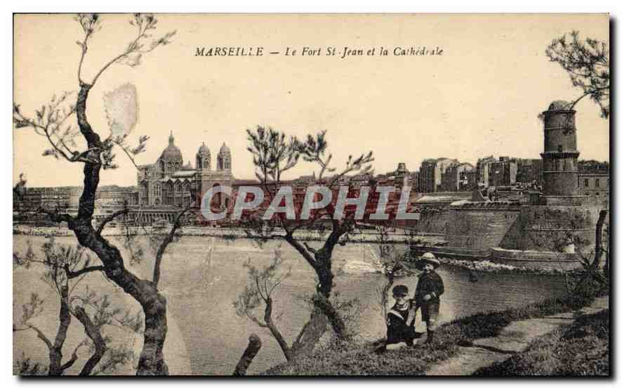 CPA Marseille Le Fort St Jean et la Cathedrale 