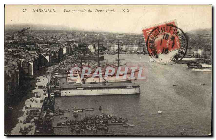 CPA Marseille Vue generale du Vieux Port 