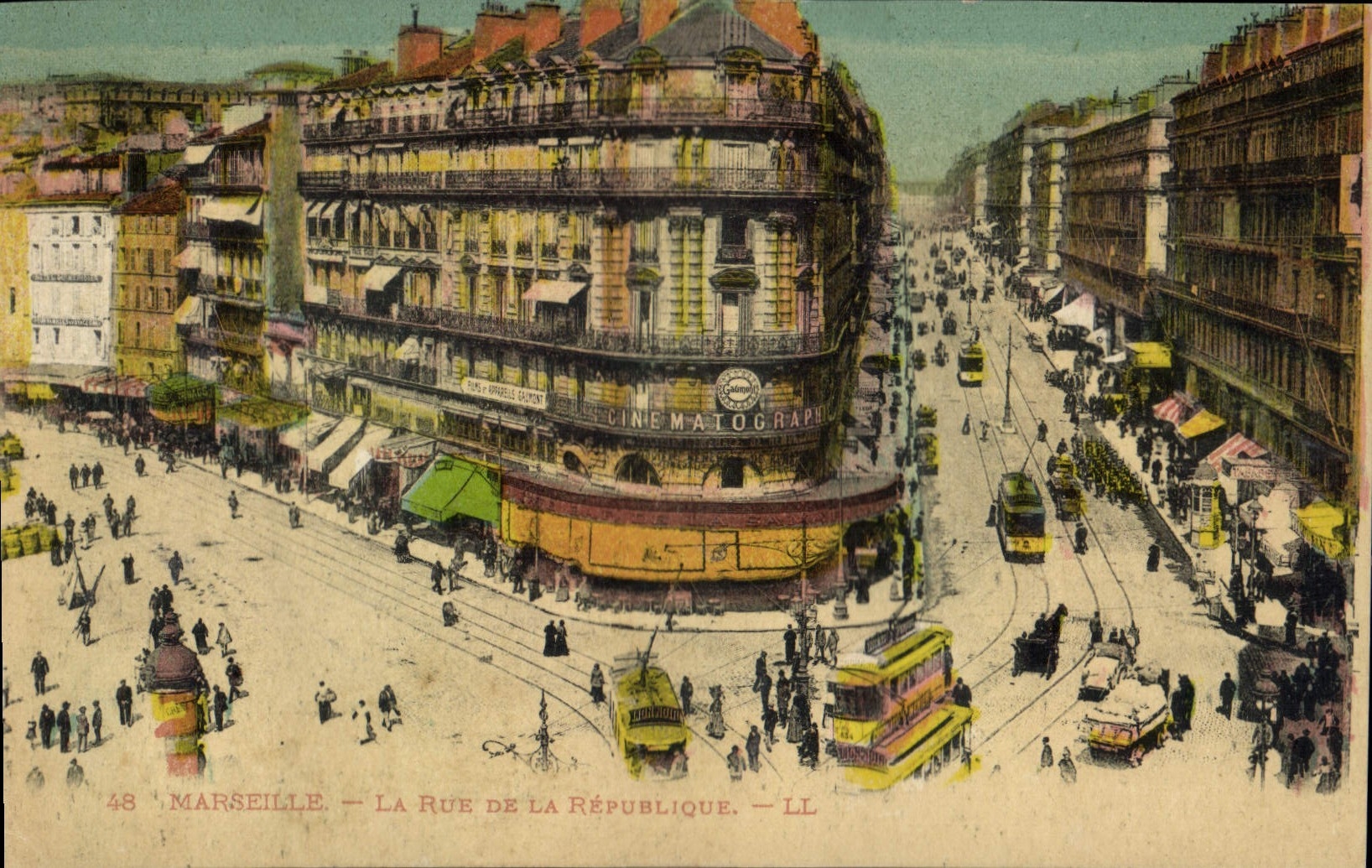 CPA Marseille La Rue de la Republique  