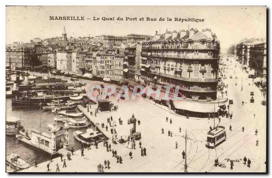 CPA Marseille Le Quai du Port et Rue de la Republique 