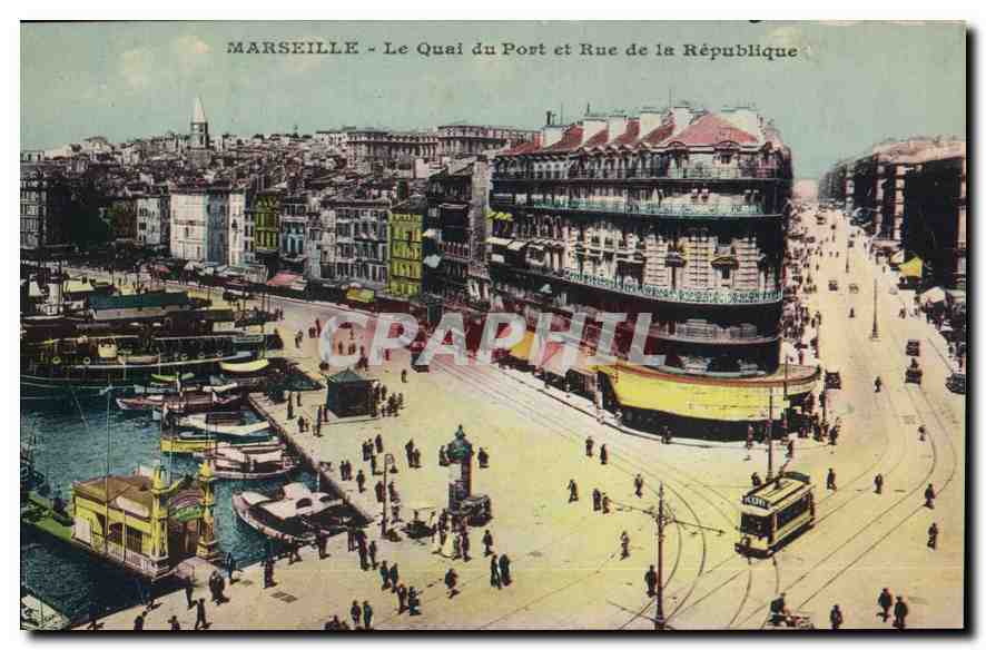 CPA Marseille Le Quai du Port et Rue de la Republique 