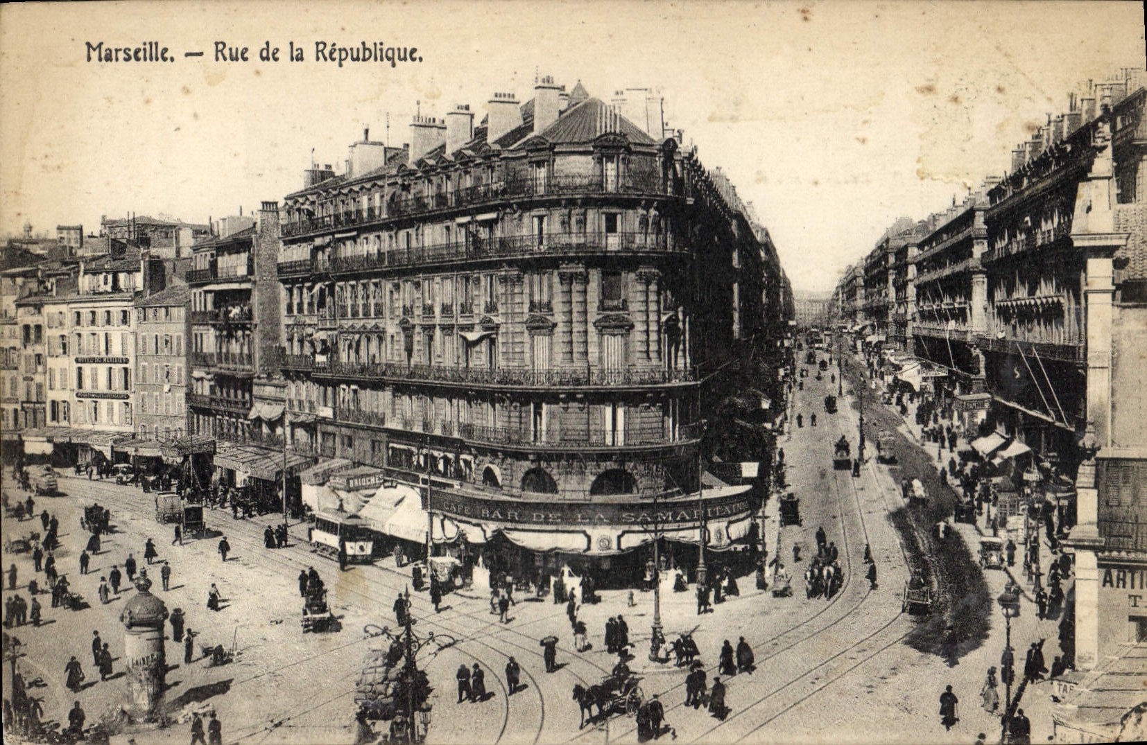 Marseille — Rue de la République — Éditeur Artigues, n° 18