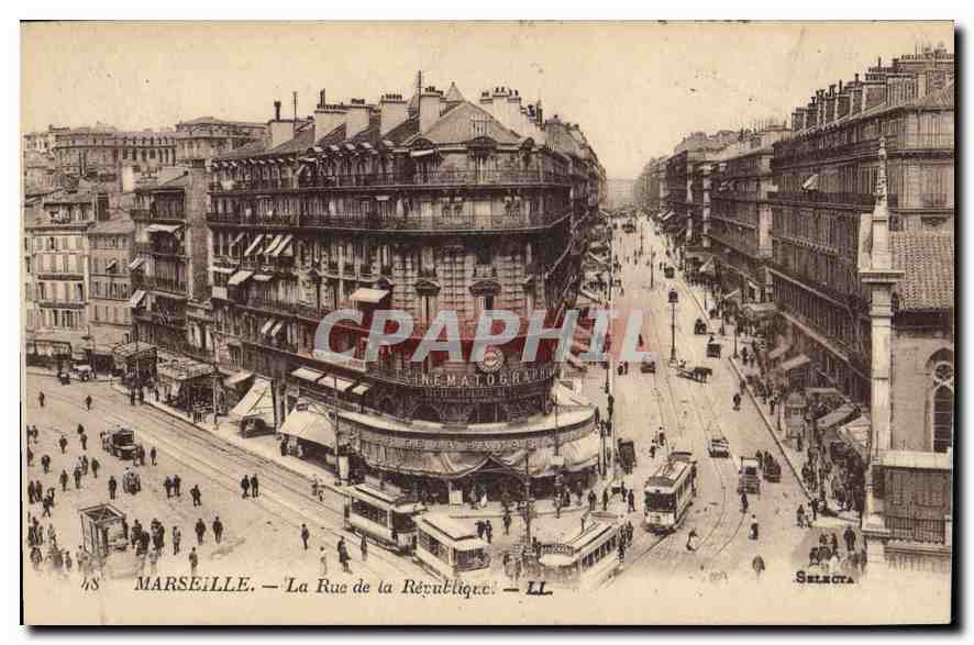 CPA Marseille la rue de la Republique 