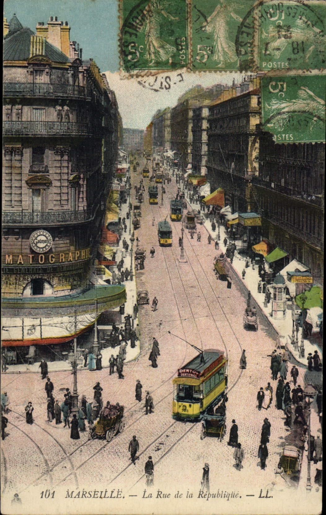 CPA Marseille la rue de la Republique 