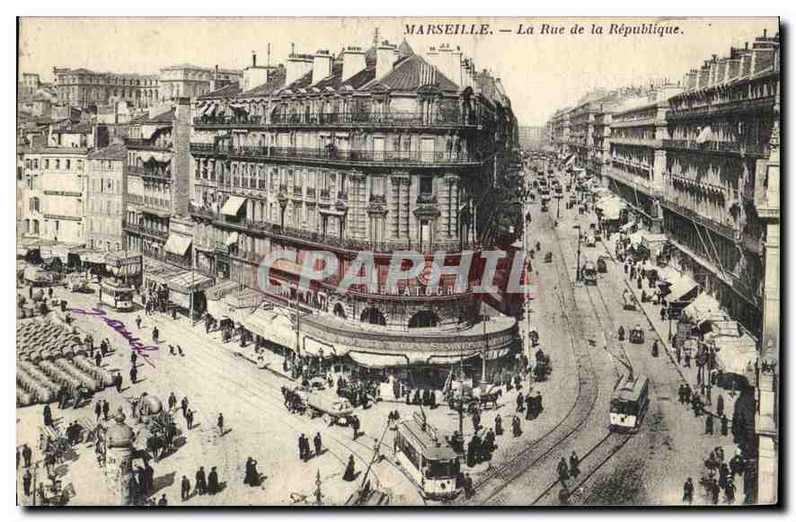CPA Marseille la rue de la Republique 